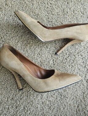 Givenchy Size 7 Tan Suede Stiletto Pointed Toe Pumps
